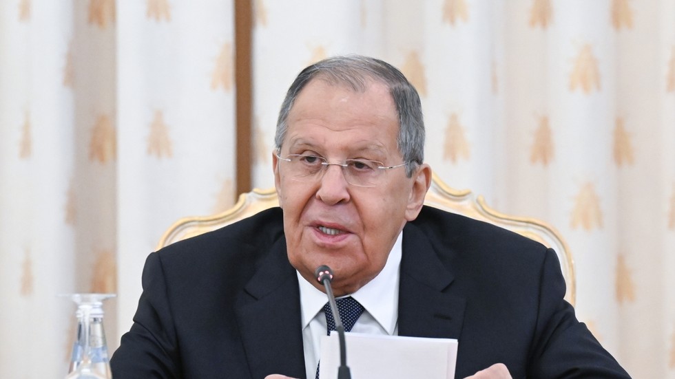 Lavrov kritizuje „nepravdivé“ tvrdenia o otrave Asada