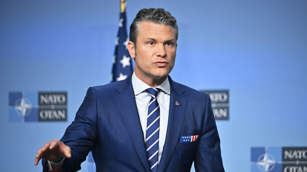 Americký minister vojny vyhráža sa Rusku