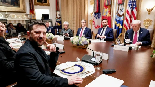 Zelensky kritizuje Trumpa za výmenu ukrajinského dronu za rakety Tomahawk, prezident zvažuje obavy z eskalácie konfliktu