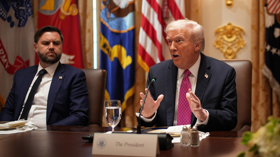 „Nie je jednoduché“ pre USA poslať Tomahawky na Ukrajinu, tvrdí Trump