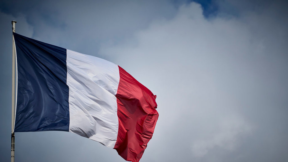 Agentúra S&P znížila rating Francúzska