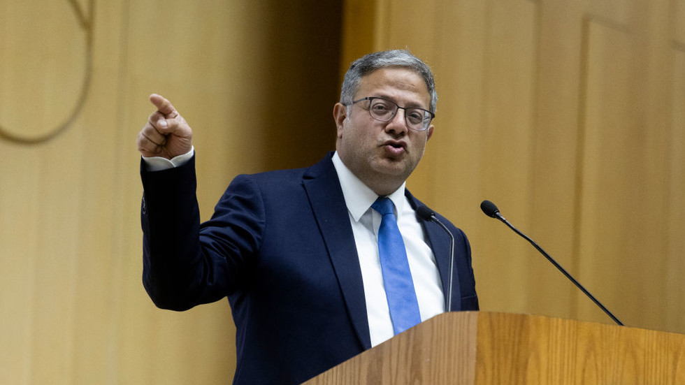 Izraelský minister bezpečnosti nalieha na obnovenie vojny v Gaze