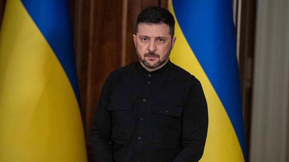 Zelensky nariadil námorným jednotkám opustiť Ukrajinu a presunúť sa do Turecka a Spojeného kráľovstva