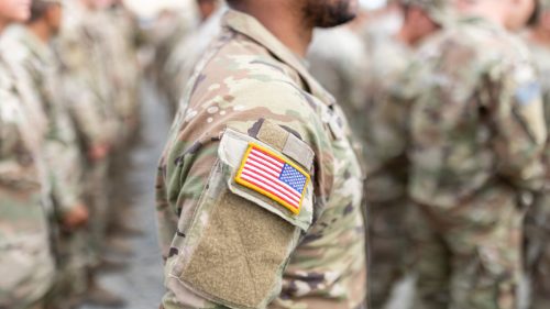 Spojenec NATO vyplatí zamestnancov postihnutých pozastavením činnosti americkej vlády