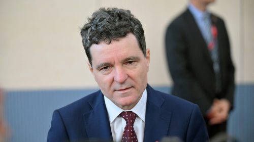 Lídra štátu NATO vypískali za podporu Kyjeva (VIDEO)