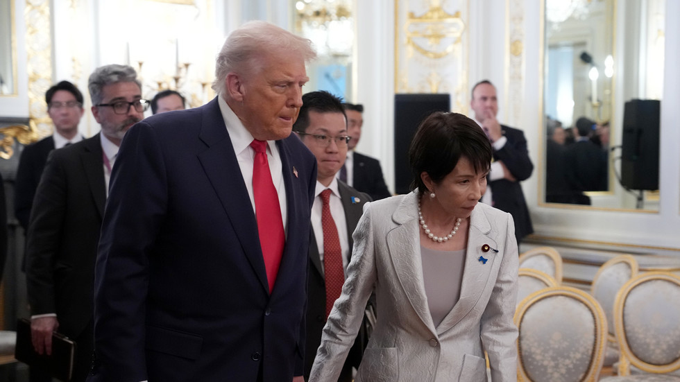 Trump ponúka novej japonskej premiérke „všetko, čo si želáte“