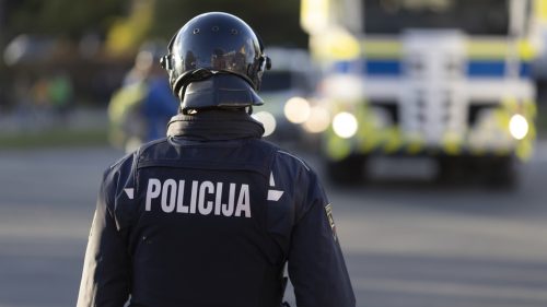 Štát EÚ sprísňuje bezpečnostné opatrenia po vražde súvisiacej s Rómom