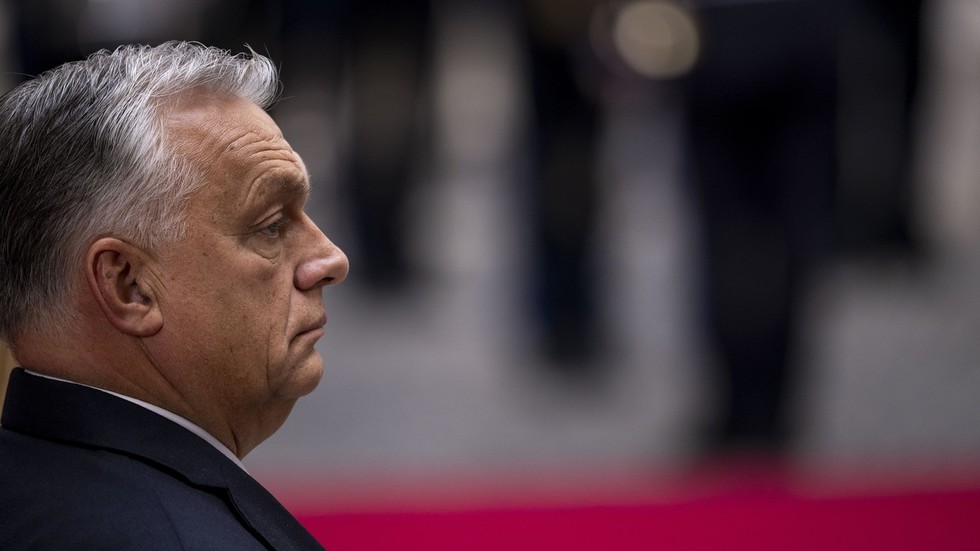 Orbán: „Externý útok“ by mohol vysvetliť výbuch v maďarskej ropnej rafinérii