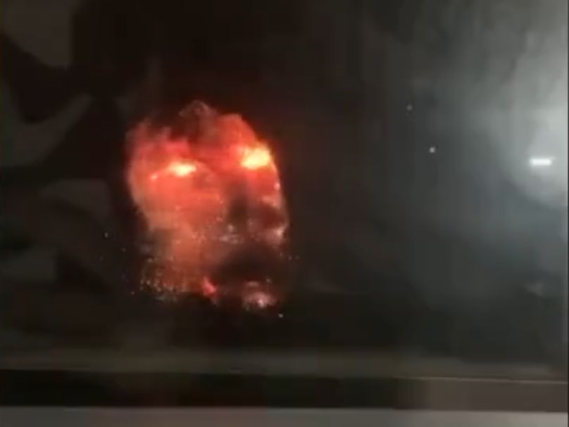 Ruský priemyselný závod zasiahla smrteľná explózia (VIDEO)