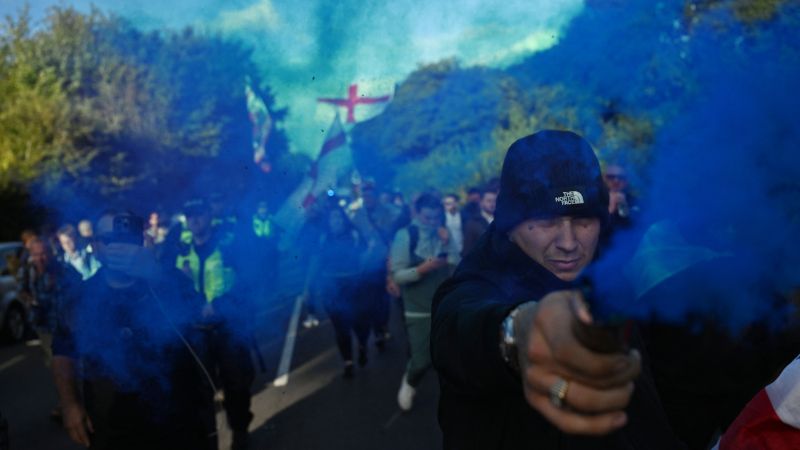 „Občianska vojna v Británii bude“ - Musk