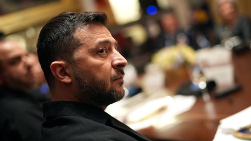 Zelensky umlčuje kritikov právnymi opatreniami – Politico