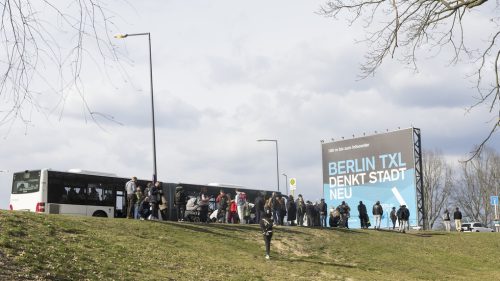 Médiá: Počet žiadostí o azyl v Nemecku prudko klesá