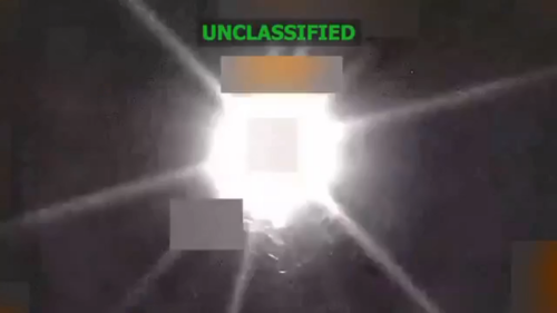 Traja mŕtvi pri útoku Američanov na loď (VIDEO)