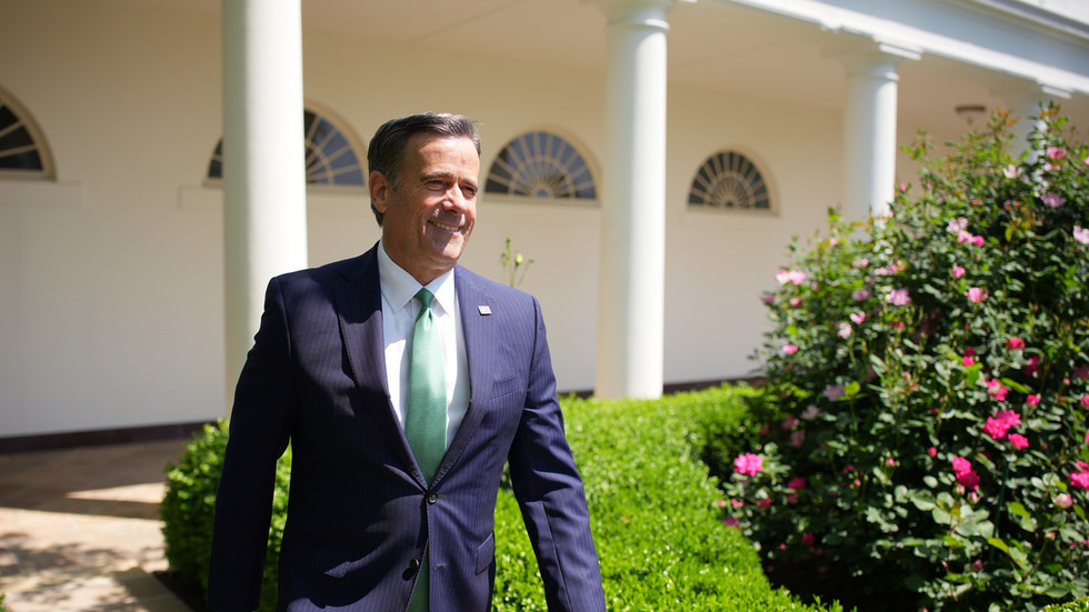 CIA spúšťa ofenzívu šarmu EÚ – Politico