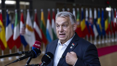 Maďarsko je kresťanská vláda v „liberálnom oceáne“ EÚ, tvrdí Orbán