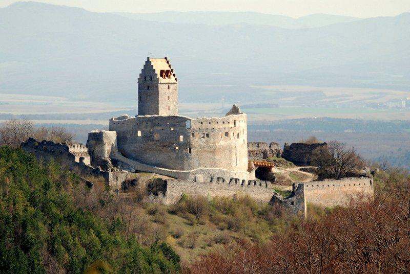 PODHRADIE: Obec v kocke PODHRADIE: Obec v kocke