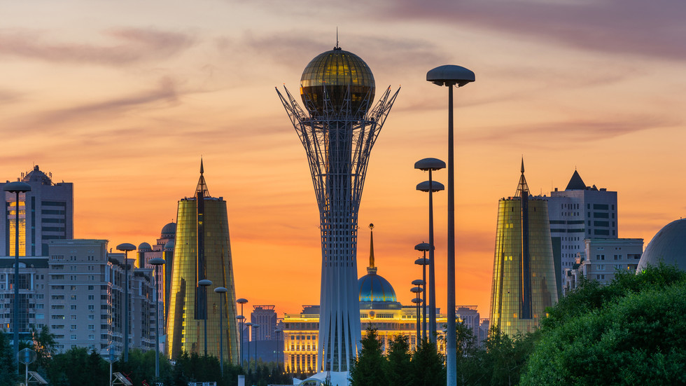 Kazašskí poslanci hlasovali za zákaz „LGBTQ propagandy“