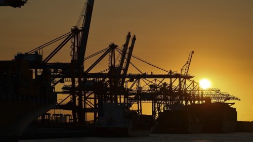 Americkí predstavitelia sa snažia ovládnuť energetický trh EÚ – FT