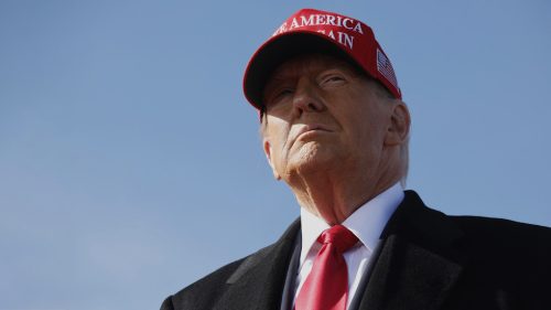 Trump „súhlasí“ so začatím útokov v Mexiku