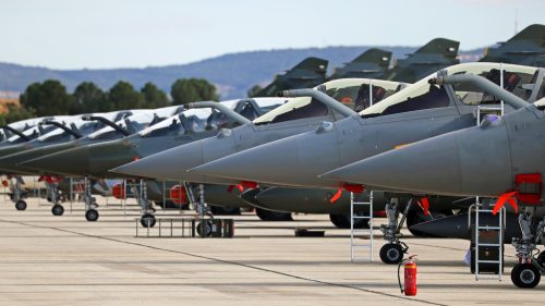 Francúzske lietadlá Ukrajine nepomôžu, tvrdí Kremeľ