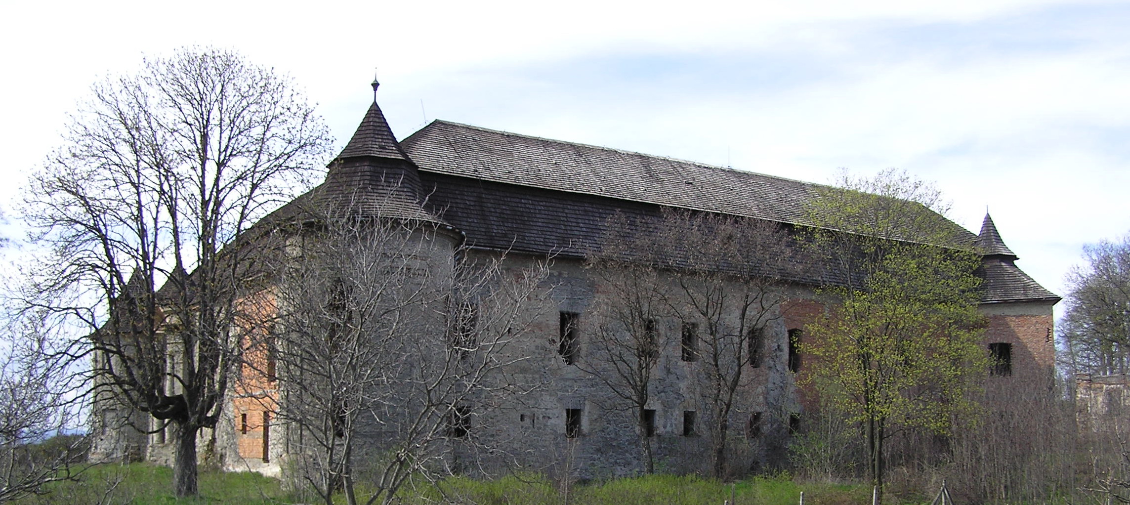 OŽĎANY: Pre budúce generácie - Projekt „Obnova Kaštieľa Ožďany – záchranná etapa, II. časť“