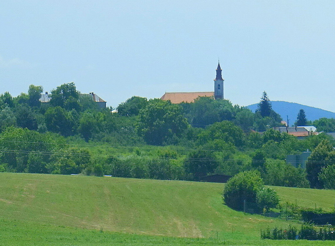 NIŽNÁ MYŠĽA: Obec leží na južnom okraji centrálnej časti Košickej kotliny NIŽNÁ MYŠĽA: Obec leží na južnom okraji centrálnej časti Košickej kotliny