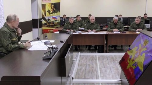 Ukrajinskí vojaci sú pripravení vzdať sa. Ruské sily prevzali plnú kontrolu nad Kupjanskom – Moskva