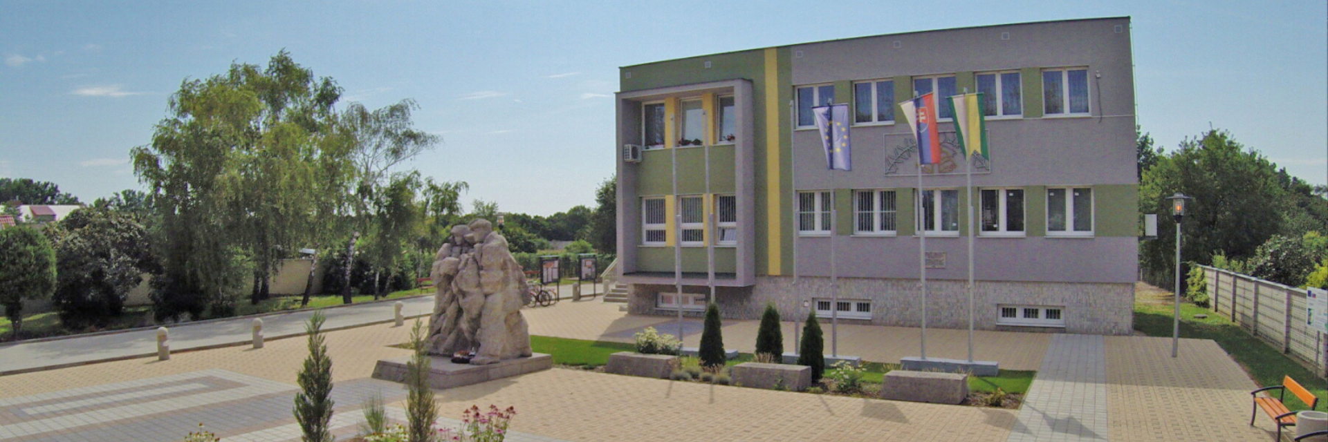 KOŠÚTY: Prvá písomná zmienka je z roku 1138 v královskej listine Vojtecha II. (Béla II.) KOŠÚTY: Prvá písomná zmienka je z roku 1138 v královskej listine Vojtecha II. (Béla II.)