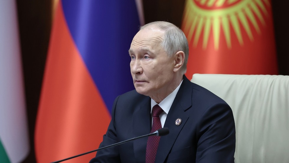 Putin: Zatiaľ neexistuje návrh mierovej dohody pre Ukrajinu