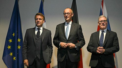 Západná Európa už nevedie svet, a tak ho namiesto toho ohrozuje.