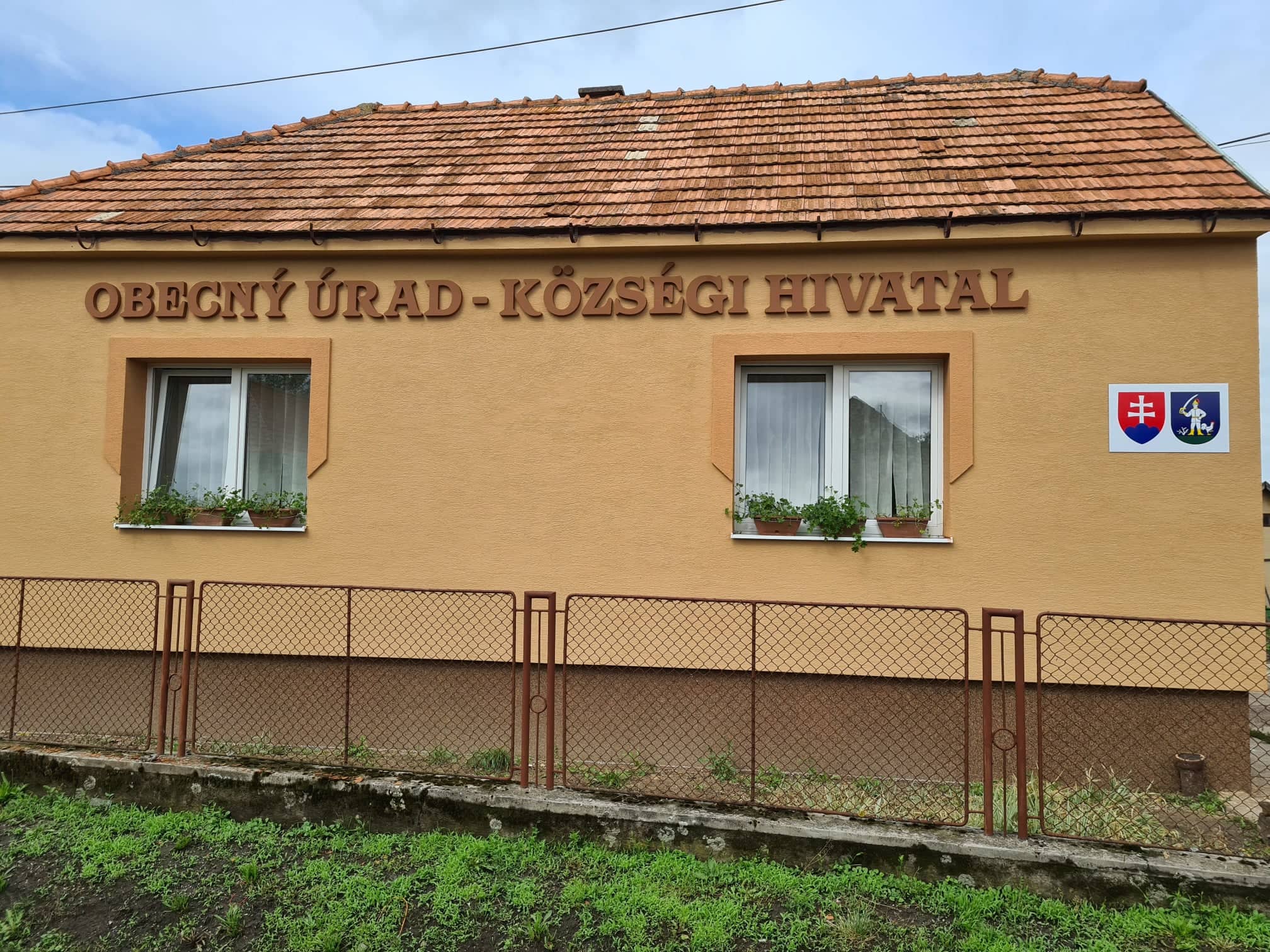 RADNOVCE: V dedine sú majoritou Rómovia, tvoria zhruba 96 percent obyvateľstva RADNOVCE: V dedine sú majoritou Rómovia, tvoria zhruba 96 percent obyvateľstva