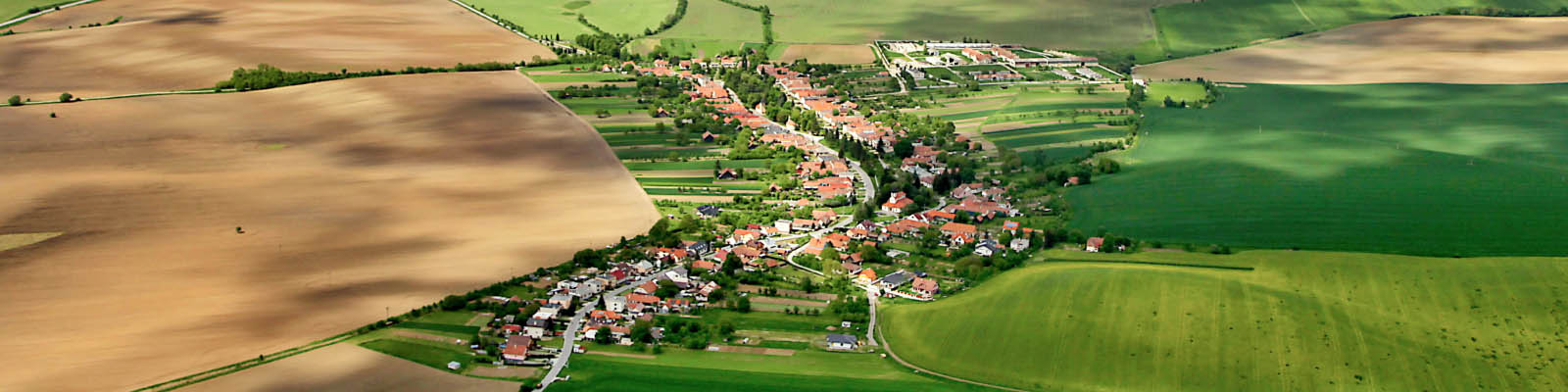 ROVENSKO: Rovensko sa nachádza 4,5 km od Senice.