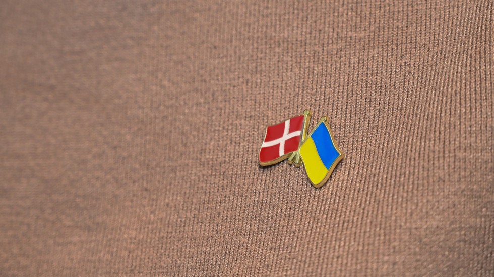 Najväčší darca Ukrajiny v roku 2026 zníži vojenskú pomoc takmer na polovicu Najväčší darca Ukrajiny v roku 2026 zníži vojenskú pomoc takmer na polovicu