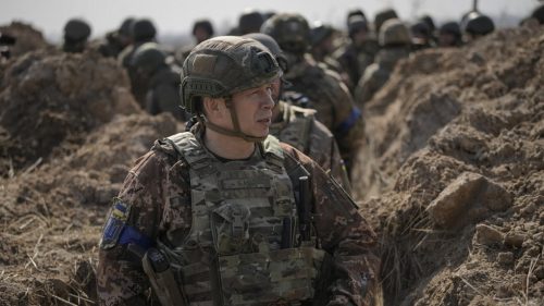 Najvyšší ukrajinský veliteľ požaduje „spravodlivý mier“