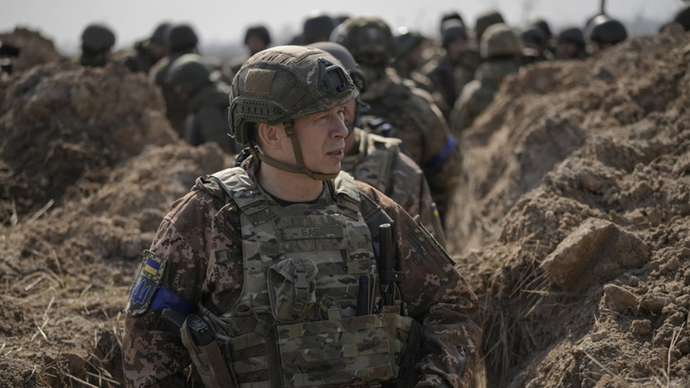 Najvyšší ukrajinský veliteľ požaduje „spravodlivý mier“