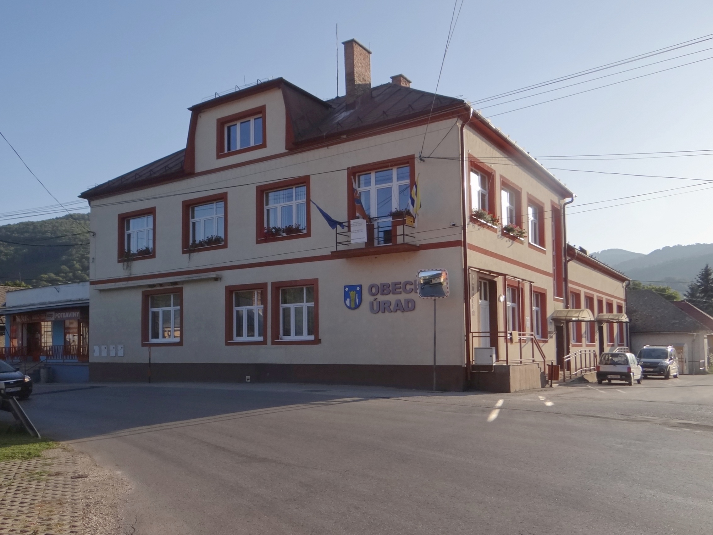 MURÁNSKA DLHÁ LÚKA: Všade na svete, aj tu sa nájdu tienisté miesta, ktoré však prežiaria ľudia s dobrým srdcom, priateľskí, jedným slovom - DLHOLÚŠANE.