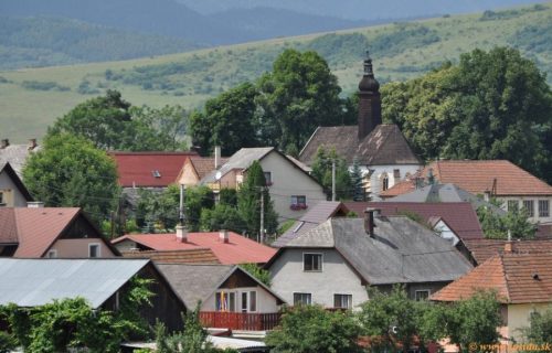 LIPTOVSKÝ MICHAL: Najstarši zistený záznam o obci je z roku 1331.