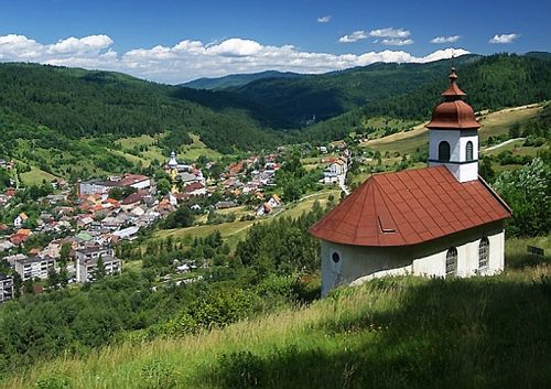 SMOLNÍK: V roku 1290 sa terajšia obec Smolnícka Húta nazývala Schmöllnitzer Pochdorf.