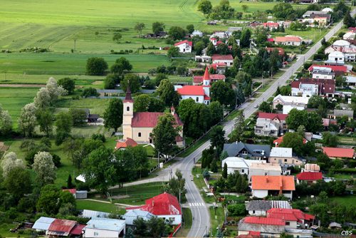 ŠAMUDOVCE: Obec Šamudovce je samostatný územný samosprávny a správny celok Slovenskej republiky, ktorý svoje samosprávne kompetencie vykonáva samostatne (zákon SNR č. 369/1990 Zb. o obecnom zriadení).