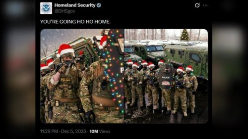 „Santa“ Trump posiela imigrantov domov v mémoch o vianočnej deportácii