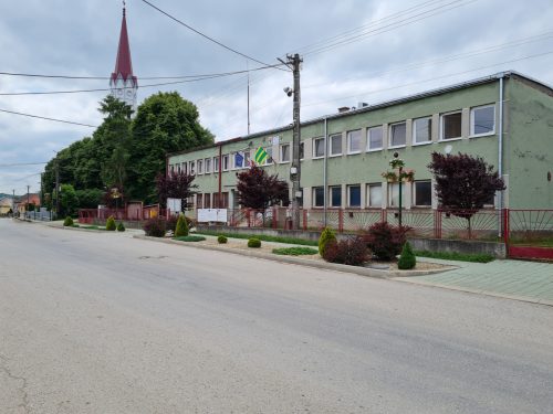 LENARTOVCE: Nemalo by sa zabúdať na to, že láska k vlasti a hrdosť na ňu sa začína láskou k rodnému mestu, či obci, hrdosťou na ich minulosť a súčasnosť.