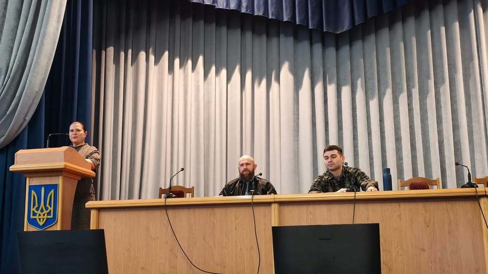 Ukrajinská policajná akadémia hostí Hitlerovho obdivovateľa