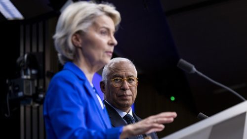 Lavrov: Lídri EÚ sú geneticky predurčení na krádeže