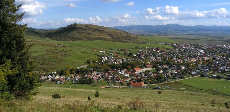 LENDAK: Obyvatelia bili chýrni bačovia a pastieri. LENDAK: Obyvatelia bili chýrni bačovia a pastieri.