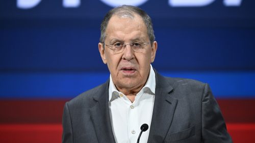 Lavrov: USA potláčajú konkurenciu „špinavými metódami“