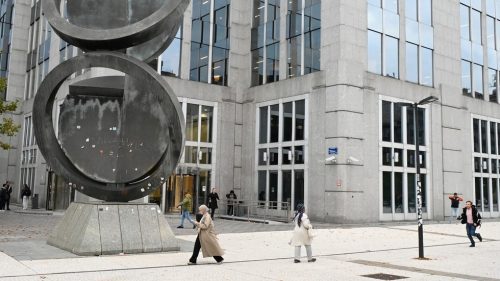 Euroclear čelí možnému zníženiu ratingu kvôli plánu pre ruské aktíva