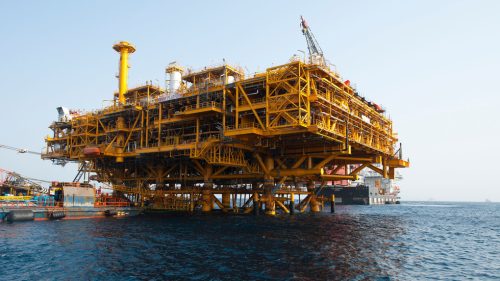 Dovoz ruskej ropy do Indie zostane stabilný napriek sankciám – Reuters