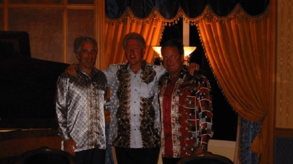 Ministerstvo spravodlivosti USA zverejnilo tisíce záznamov o Epsteinovi