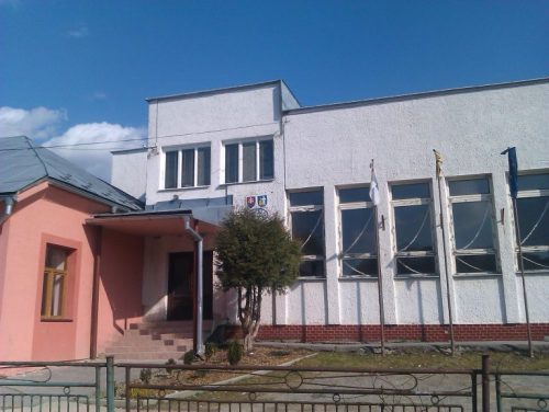 KOLBOVCE: Keď kráľ Žigmund v roku 1408 a opätovne v roku 1410 daroval šľachticovi Imrichovi z Perína stropkovské panstvo, na území toho panstva jestvovala aj dedina Kolbovce.