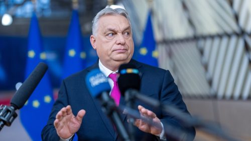 Orbán: Pôžička EÚ pre Ukrajinu tlačí blok do vojny s Ruskom